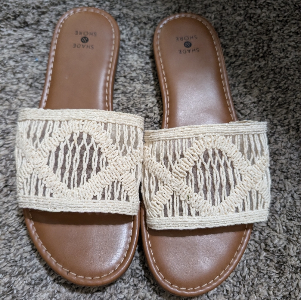 Beige macrame sandals